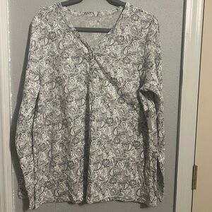 Croft and Barrow Women’s pajama top